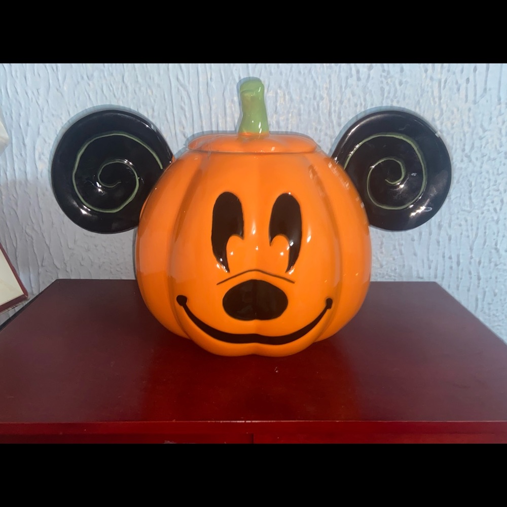 BRAND NEW MICKYMOUSE COOKIE JAR